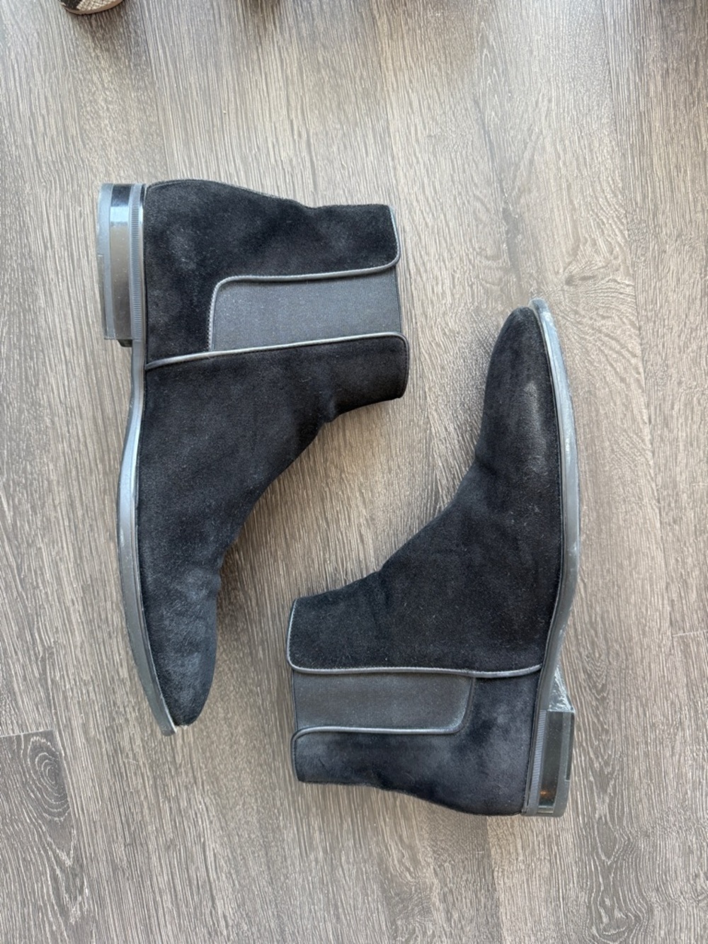 AQUATALIA Men's Black Suede Chelsea Boots